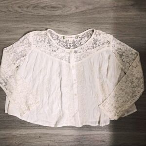 Chelsea & Violet Lace Crop Top